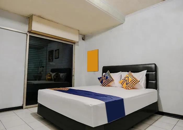 Spot On 2271 Nabila O Family Residence
